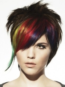 couleur cheveux courts